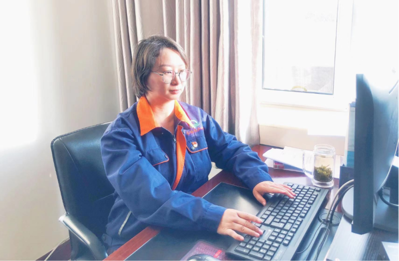 省物產(chǎn)集團(tuán)黨務(wù)工作者、先進(jìn)模范持續(xù)熱議黨的二十大精神（二）