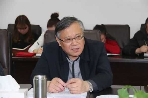 增強(qiáng)使命感和責(zé)任感，積極作為，為實(shí)現(xiàn)“十三五”良好開(kāi)局而努力奮斗