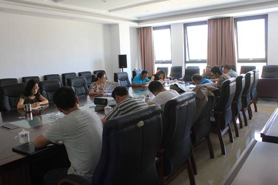 物產(chǎn)集團(tuán)黨委委員、副總經(jīng)理劉玲同志赴臨空開投公司黨支部講 “兩學(xué)一做”教育專題黨