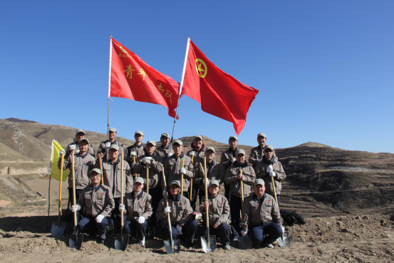 有一種奉獻叫“五四精神”，有一種擔當叫“青年突擊隊”